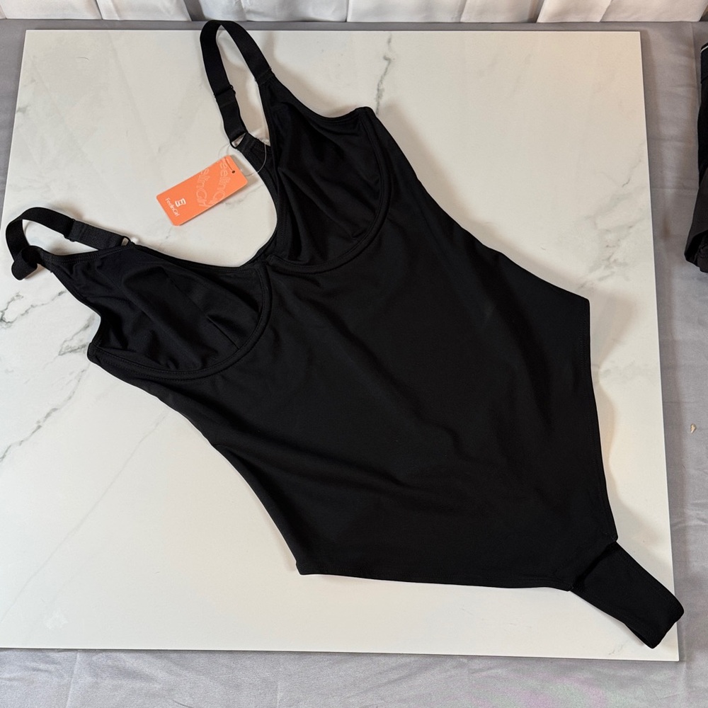 Black Bodysuit FeelinGirl